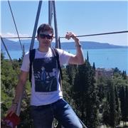 Lezioni di Letteratura italiana e storia per studenti liceali.